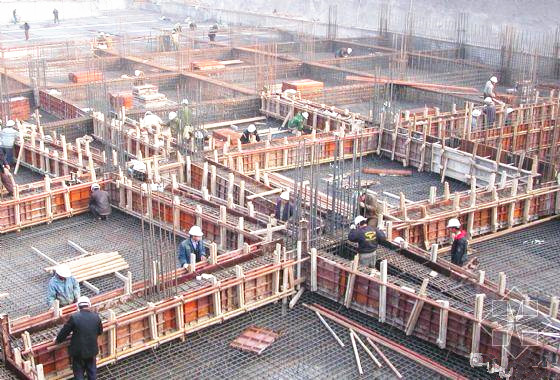 建筑模板出現(xiàn)標高偏差的五大防治措施